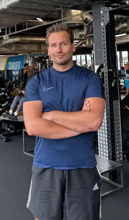 Trener personalny Zdrofit Wilanów — Igor Stelmaszczyk Trener personalny Wilanów – Igor Stelmaszczyk